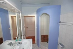 Corniche bathroom 2