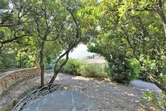 La Garrigue garden terrace