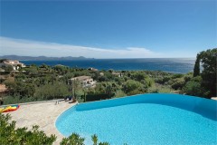 Ligurienne pool and view 3