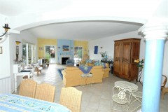 Ligurienne sitting room b